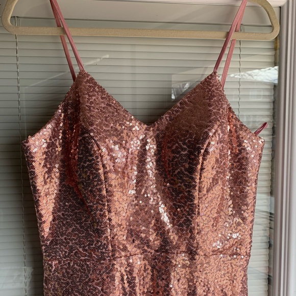 Pink/Rose gold sequin gown - Picture 3 of 5